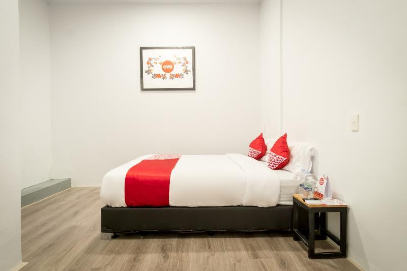 Oyo 835 Metropolitan Home Stay Medan Extérieur photo