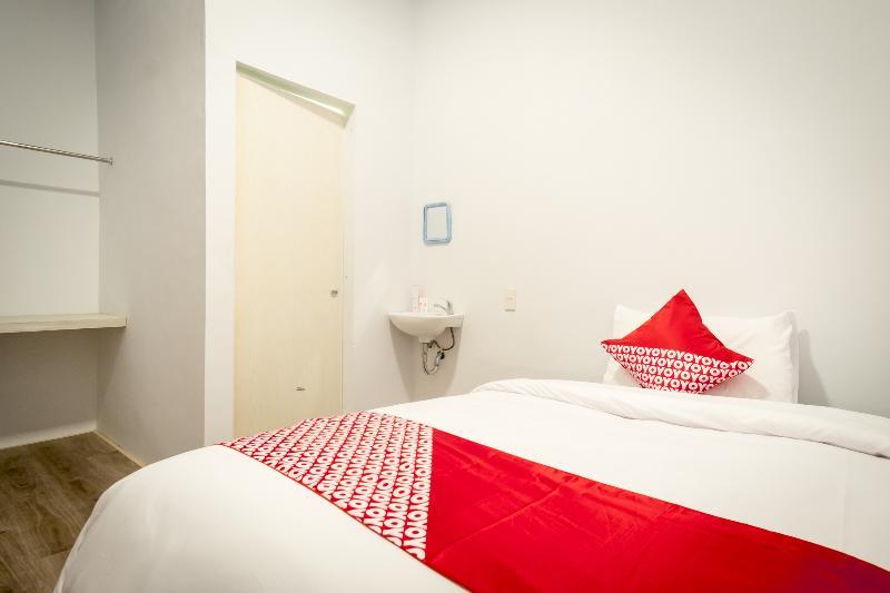 Oyo 835 Metropolitan Home Stay Medan Extérieur photo