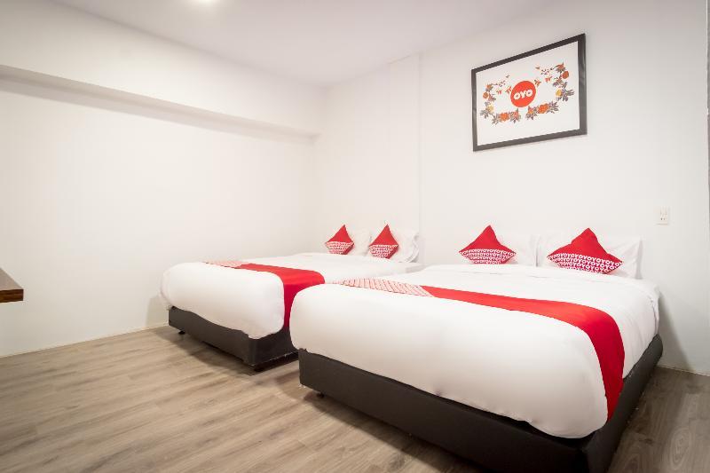 Oyo 835 Metropolitan Home Stay Medan Extérieur photo